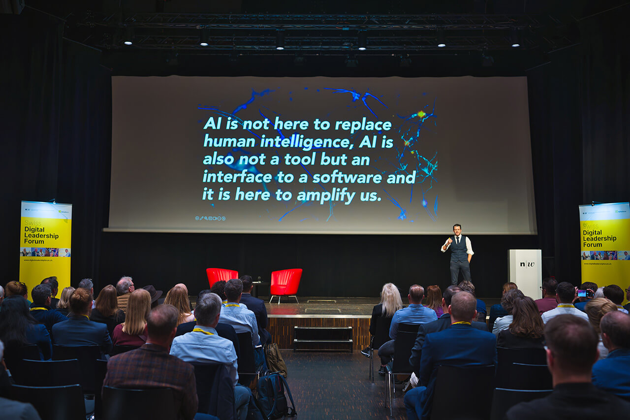 Roger Basler de Roca – Betriebsökonom, Unternehmer, KI Experte und Top100 Keynote Speaker