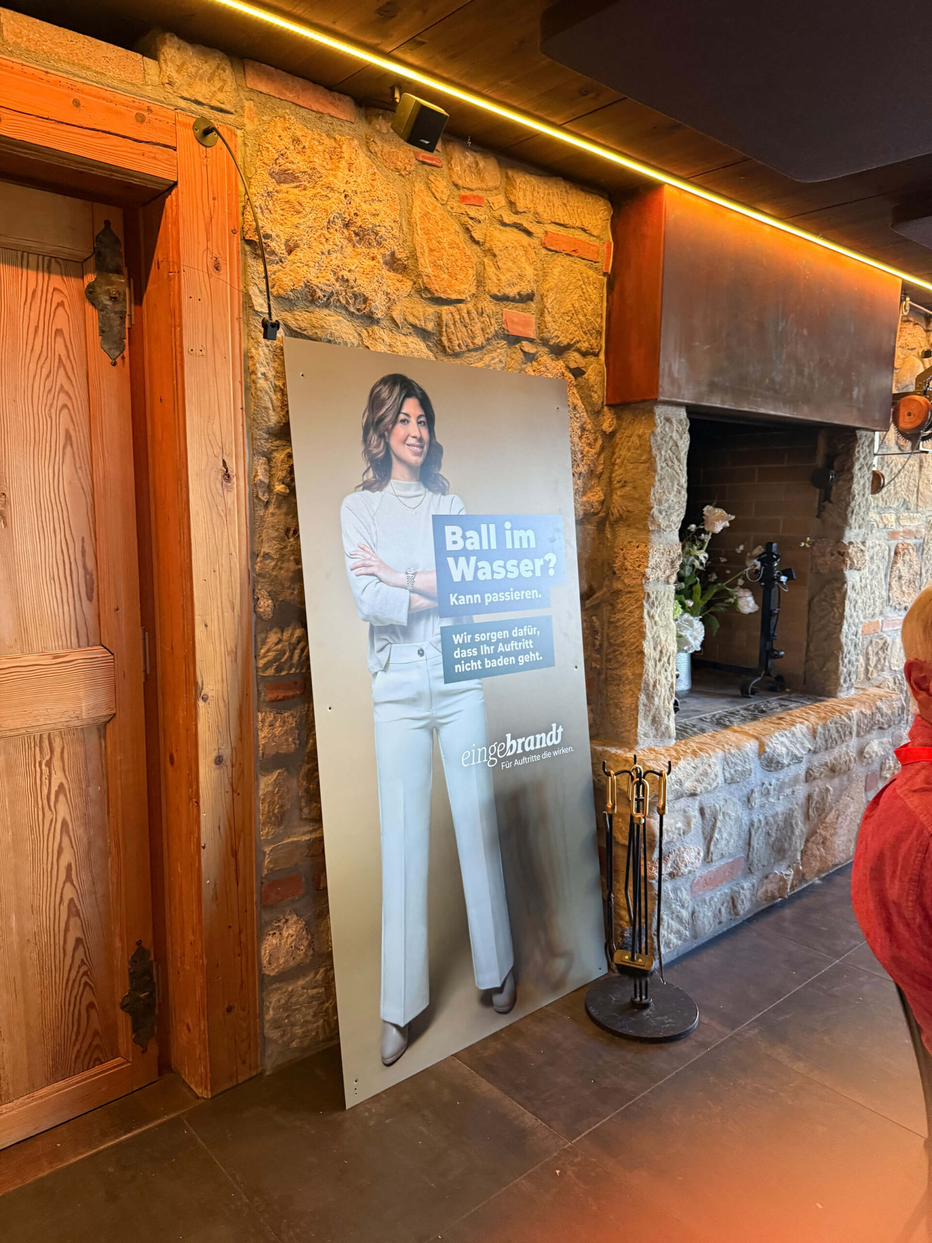 Wie man sichtbar wird, ohne aufdringlich zu sein. Werbekampagne für eingebrandt - die Branding Concierge in Solothurn. Golf Charity Turnier im Golfplatz Limpachtal organisiert durch den Kiwanis Club.